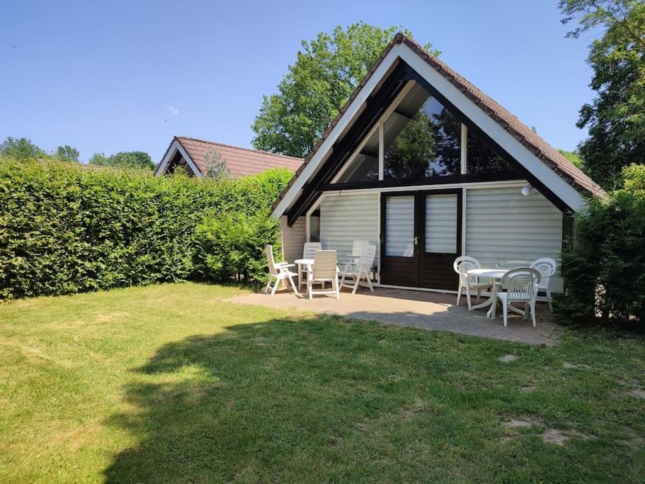 Vrijstaande Recreatiebungalow Met Slaapvide Posterholt 外观 照片